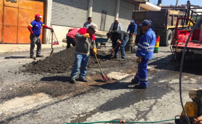 Mantiene ayuntamiento de la capital Programa Permanente de Bacheo