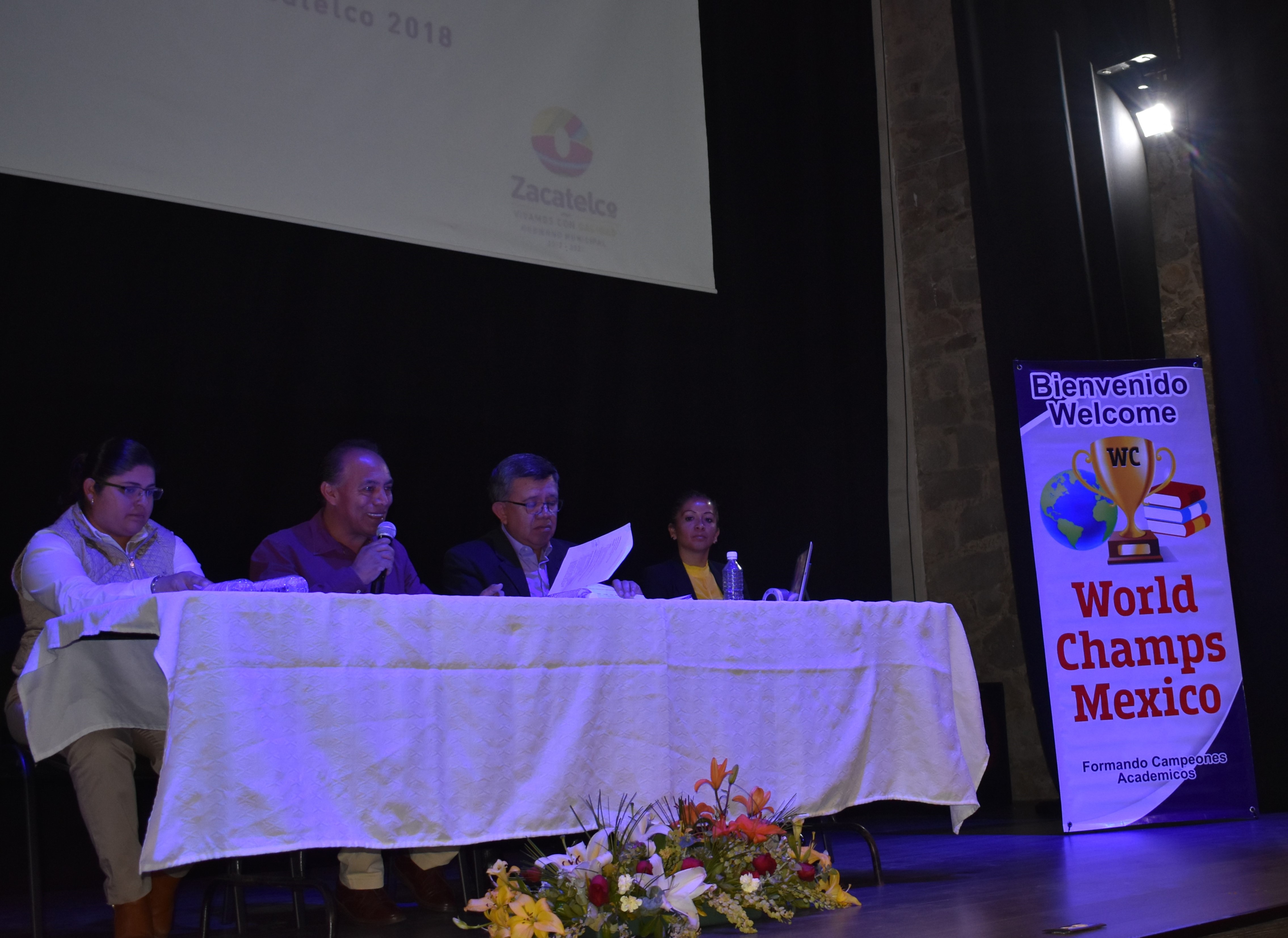 Presentan proyecto educativo para Zacatelco
