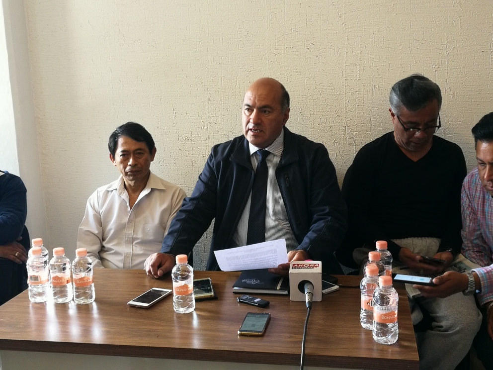 Se declaran en paro técnico profesores del STACOBAT