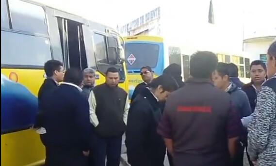 Paran transportistas de UNIVAN en Zacatelco