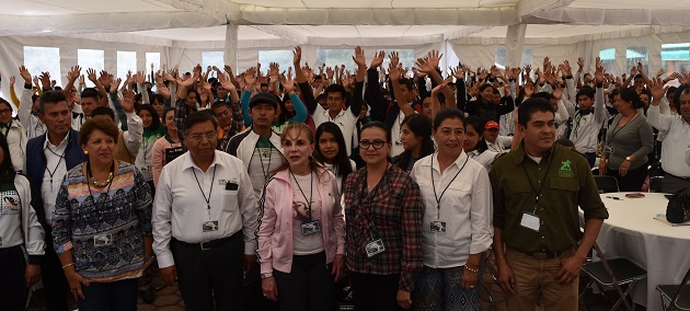 Becarios de CECyTE Tlaxcala convivieron con benefactora de Fundación Río