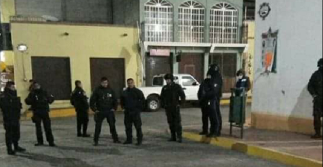 Sufre agresión grupo que mantiene tomada la alcaldía de Ixtenco