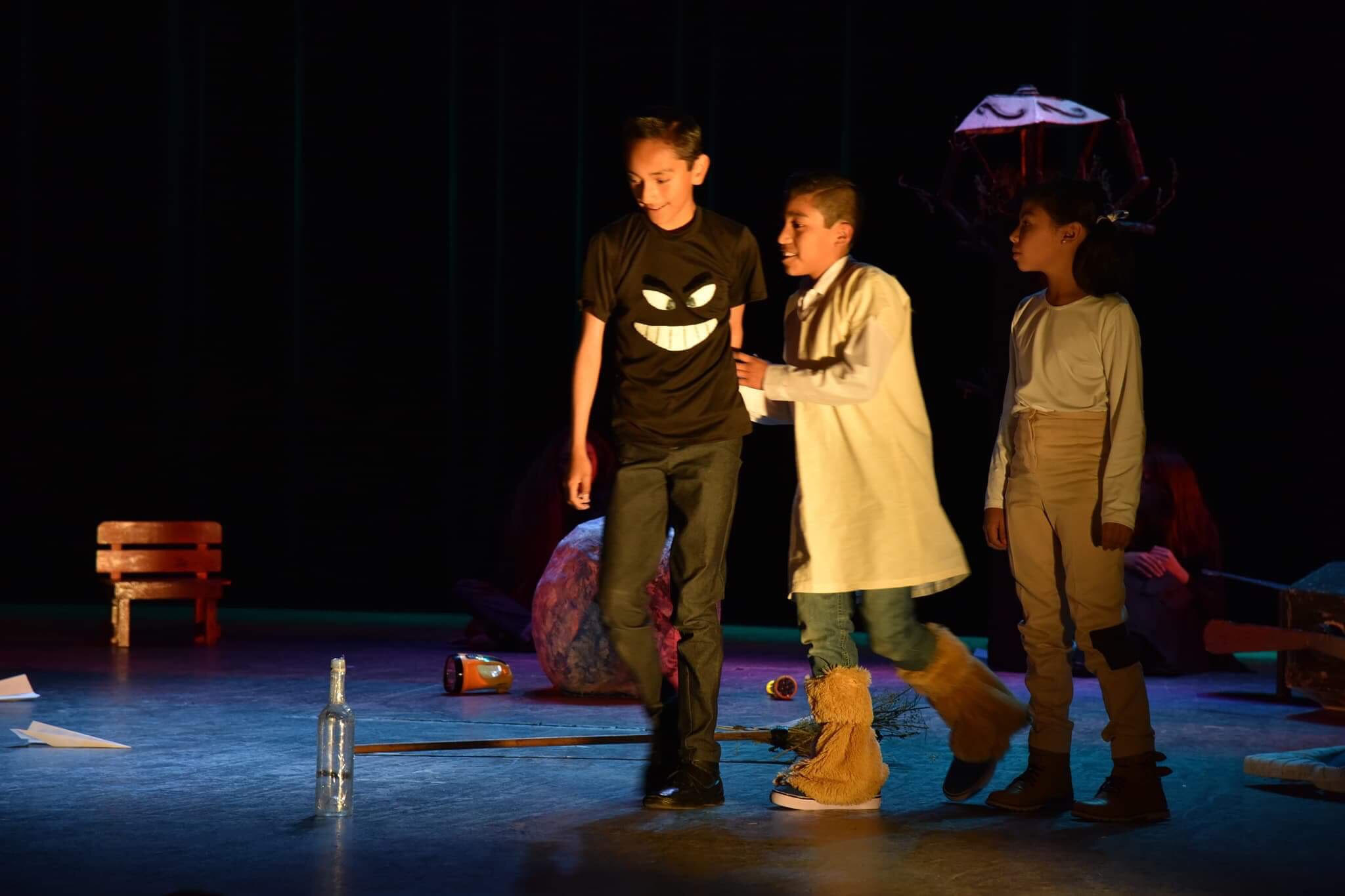 Se estrena en Tlaxcala la obra de teatro “Entre Monstruos”