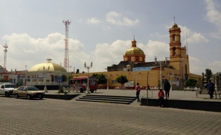 Se quejan en primaria de Amaxac de maestro comisionado