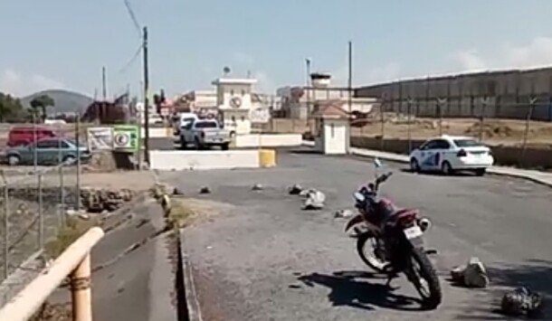 Encuentran muerta a niñera en el penal de Apizaco