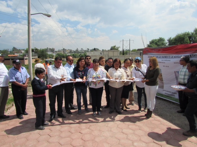 Entrega Anabell Ávalos tercer paquete de obras por 8.7 millones