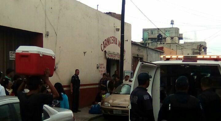 Sujeto ataca con cuchillo a mujer en Huamantla