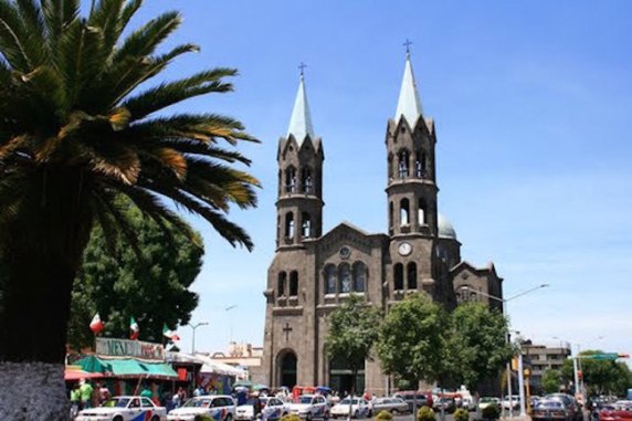 Hallan a joven muerto en su domicilio en Apizaco