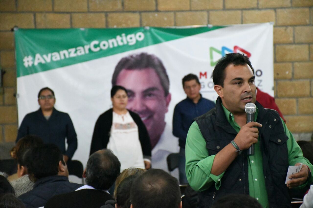 Recibe Mariano apoyo del SNTSA en el Primer Distrito