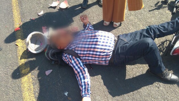 Se estampa motociclista contra auto en Tepehitec