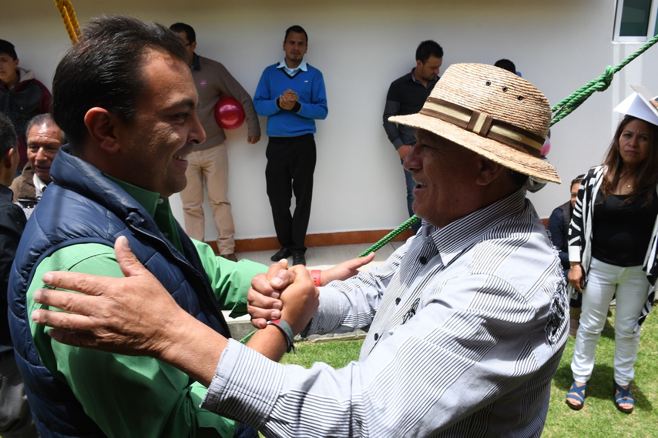 Recibe Mariano González Aguirre apoyo de diputados del partido socialista