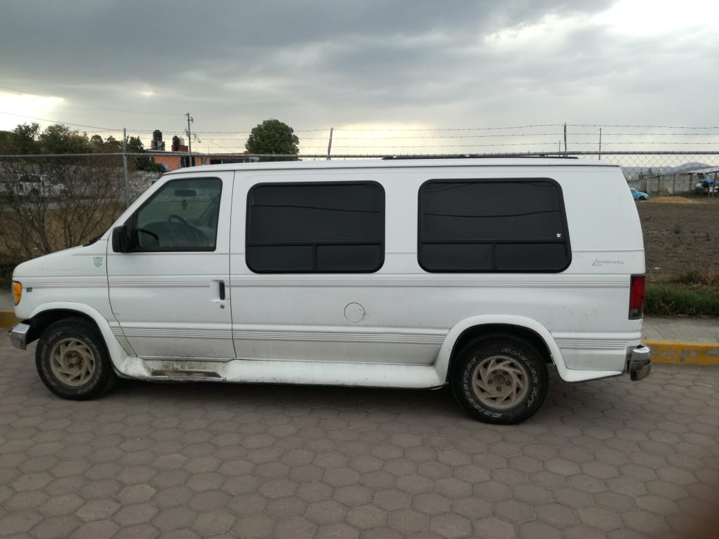 Recupera PGJE dos camionetas con reporte de robo