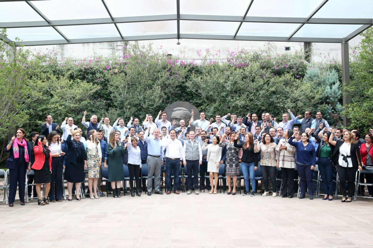 Acorta distancia Ricardo Anaya en Tlaxcala