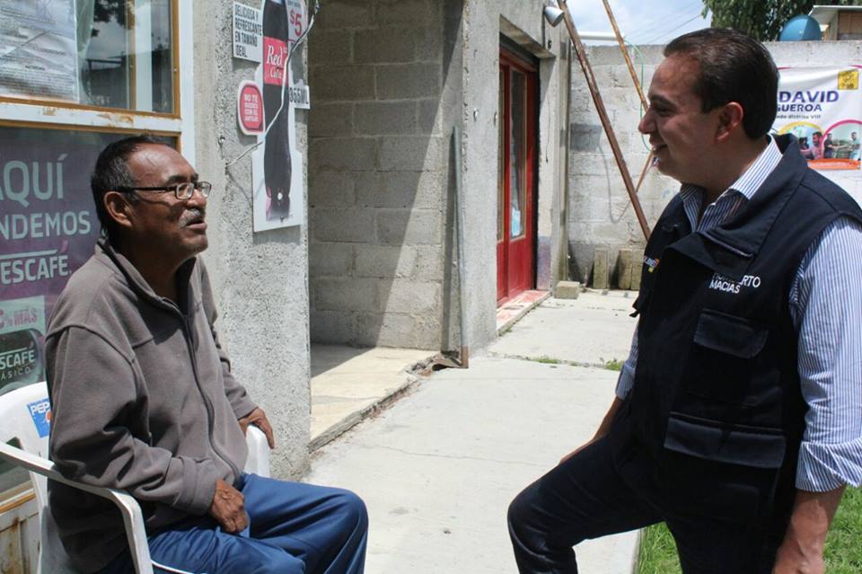 Humberto Macías impulsará proyectos productivos para jefas de familia