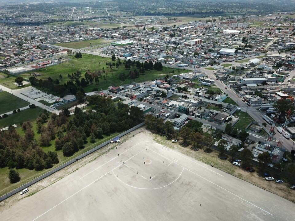 Lanzan en Apizaco primera bola del nuevo campo de béisbol