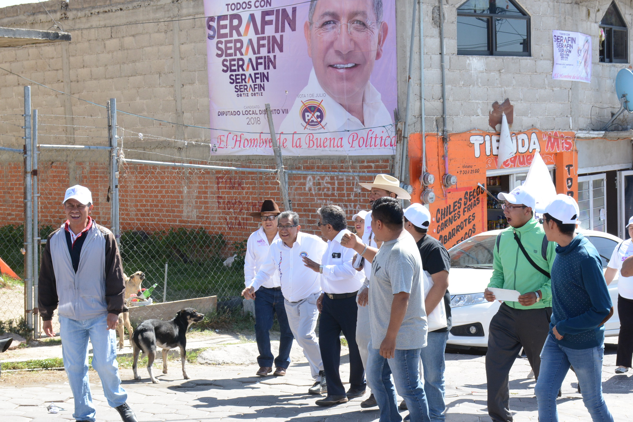 Reconoce Acuitlapilco trayectoria de Serafín Ortiz y respalda su propuesta