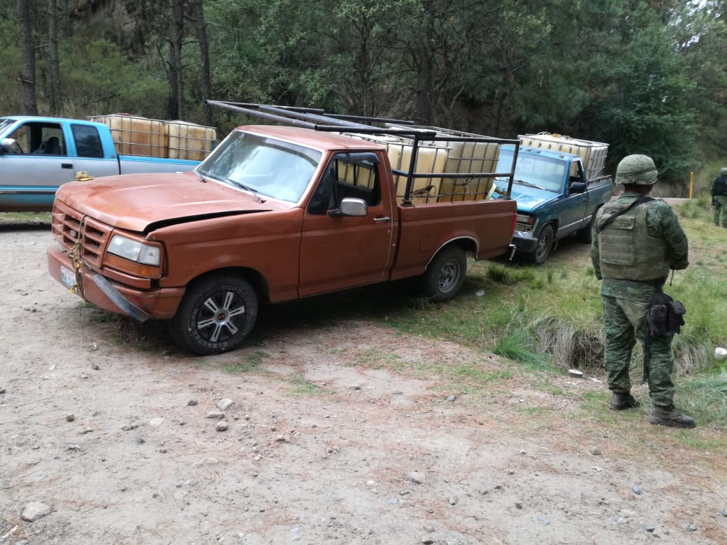 Aseguran unidades con hidrocarburo ilegal en Nanacamilpa