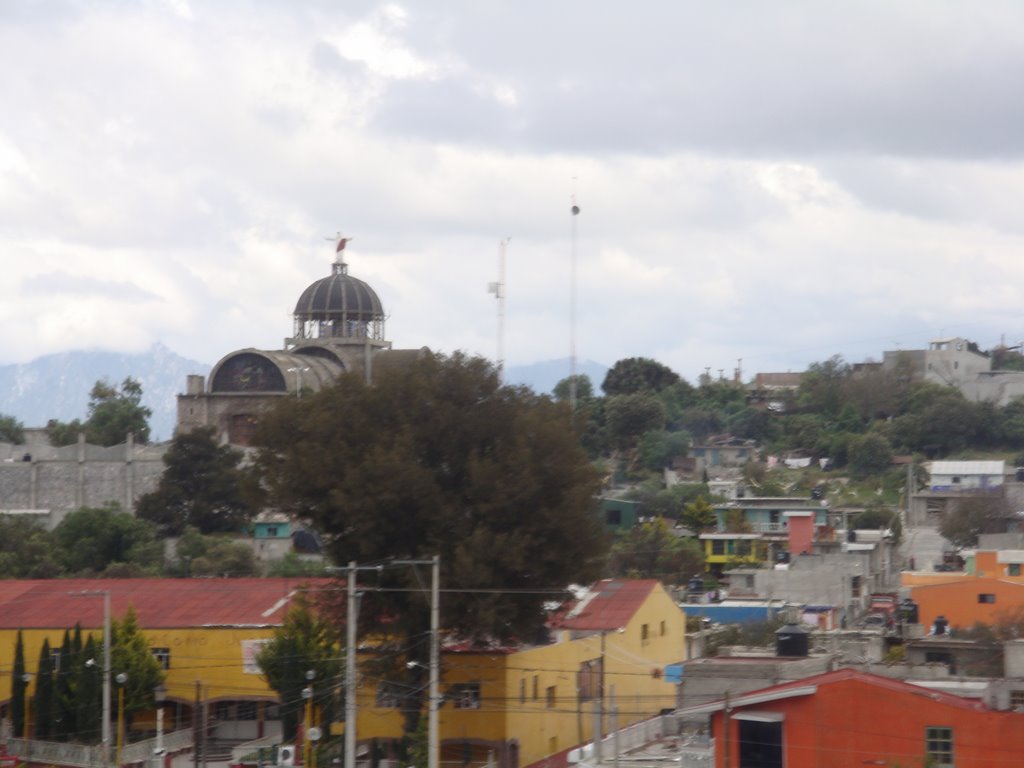 Reportan disturbios en el Carmen Tequexquitla, policías agreden a tianguistas
