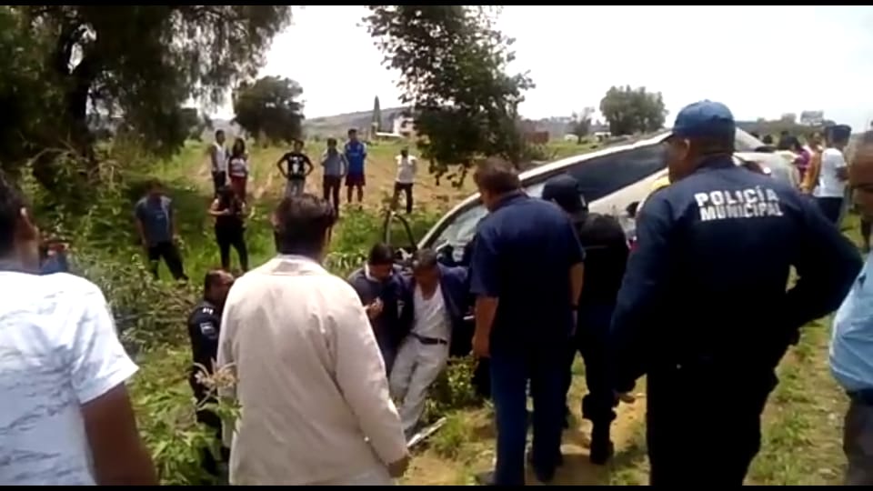 Ex alcalde de Huactzinco atropella ebrio a cuatro personas