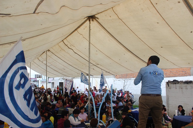 Vecinos de las comunidades de Apizaco se suman a  Pablo Badillo