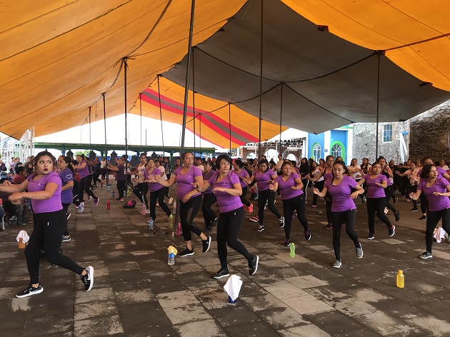 Realizan maratón fitness en Nopalucan