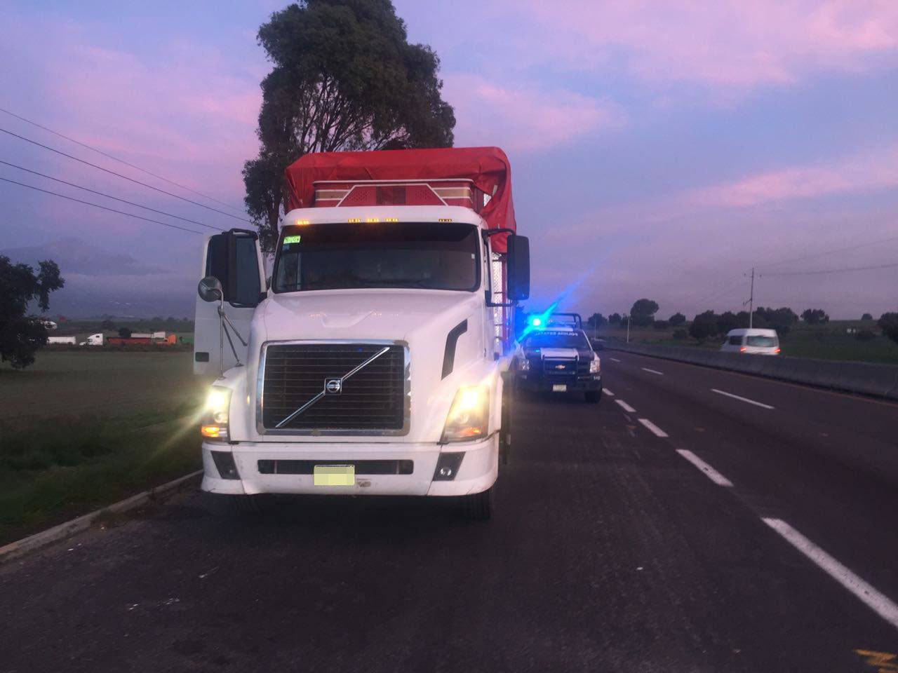 Recupera CES unidad de carga en Huamantla