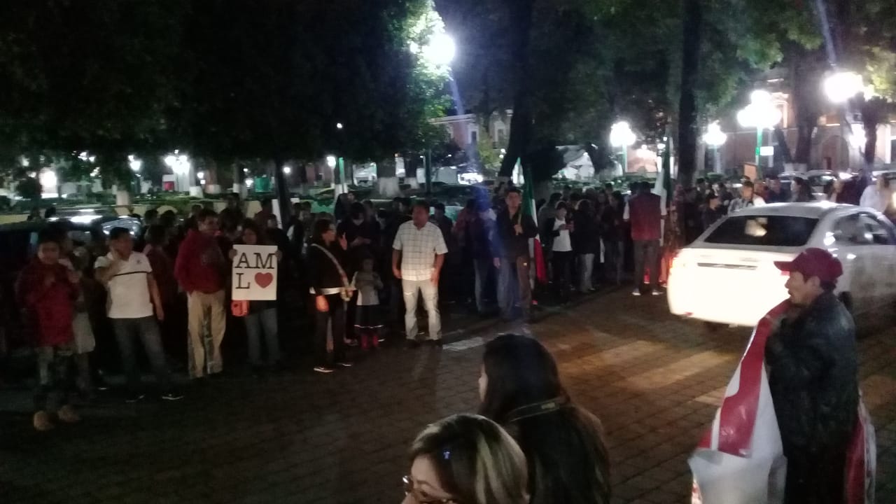Festejan Morenistas triunfo virtual de AMLO