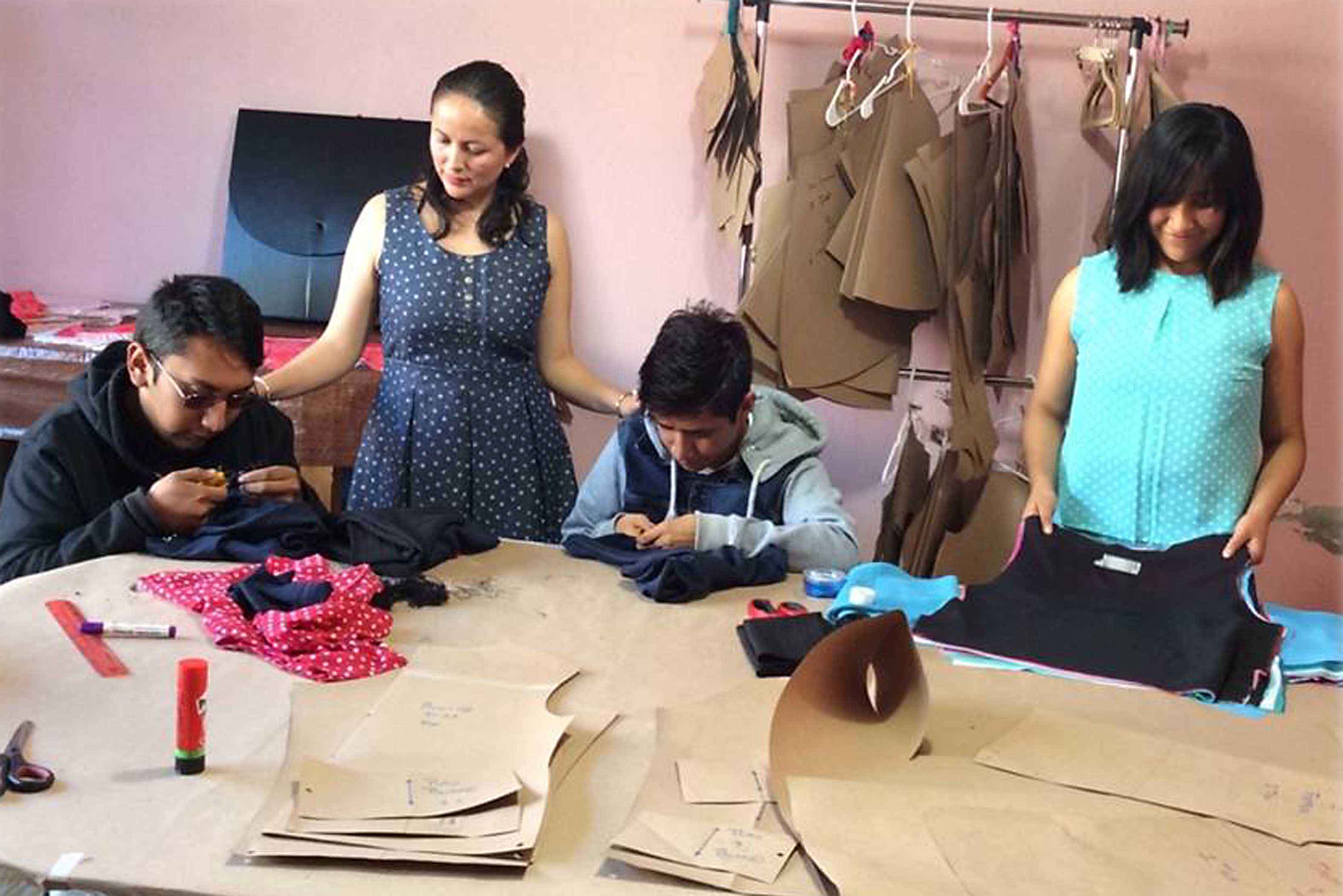 Atiende Sedeco 132 solicitudes de sociedades microindustriales