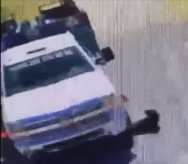 Camión repartidor de gas atropella intencionalmente a un perro, en Apizaco