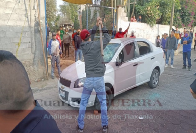 Intentan linchar a presunto asaltante en Tlacochcalco, Tepeyanco
