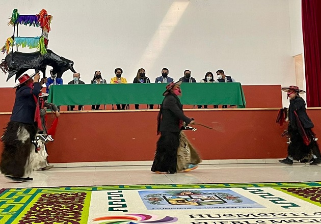 Inauguran concurso de dibujo “Así vivo el carnaval en mi comunidad” en Huamantla
