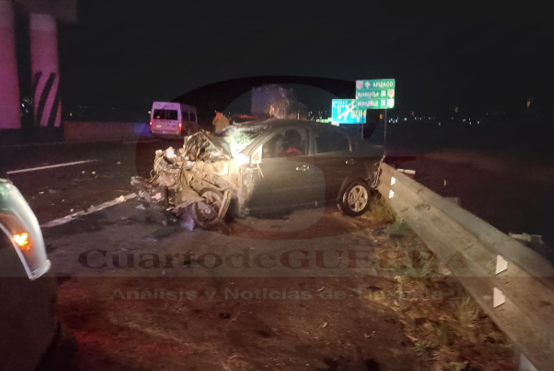 Fallece un hombre, al impactarse contra un tráiler sobre el Libramiento Apizaco