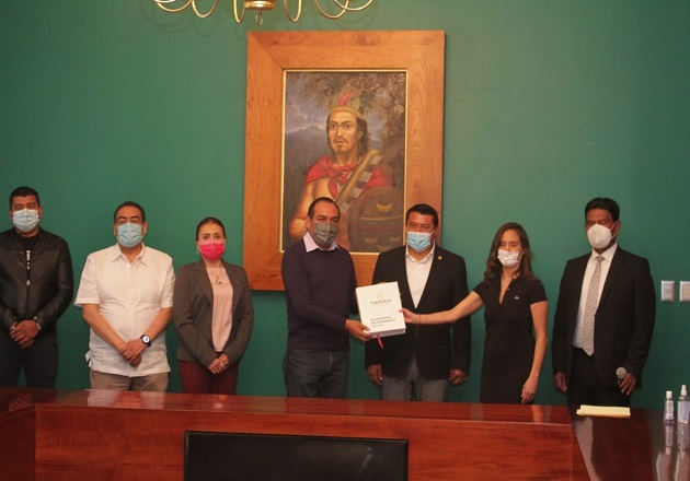 Entrega Ejecutivo proyecto del Plan Estatal de Desarrollo de Tlaxcala al Congreso