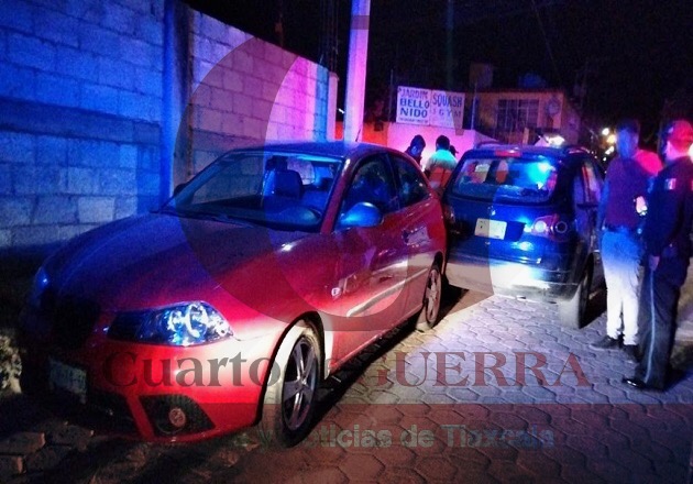 Por percance vial, vecinos de Acuitlapilco, Tlaxcala, se lían a golpes
