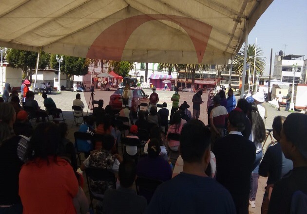 En asamblea, pobladores de Amaxac rechazan exonerar a la alcaldesa