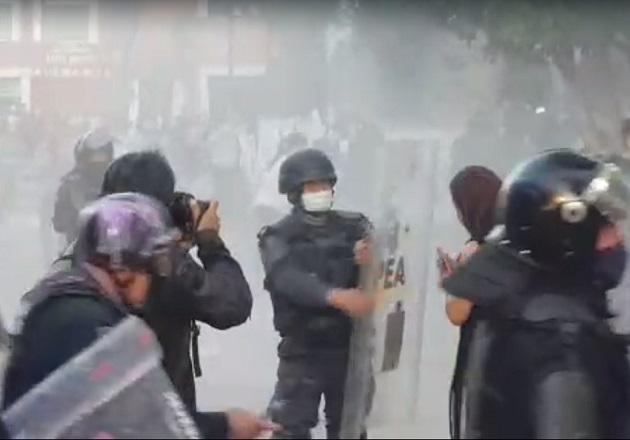 Reprobable violencia contra periodistas durante manifestación #8M: UPET