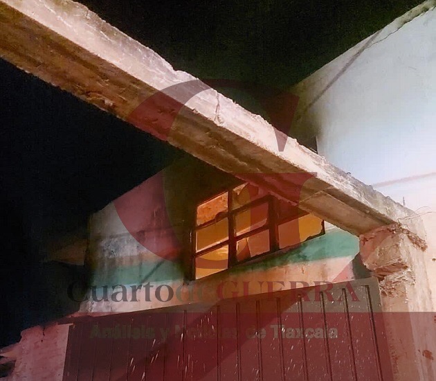 Cuerpo de Bomberos sofoca incendio en una casa, en Apizaco