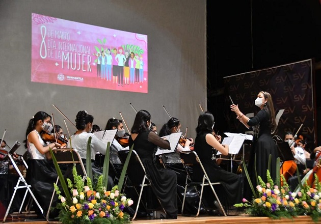 Exitosa presentación de la “Camerata Femenil Matlalcueyetl” en Huamantla