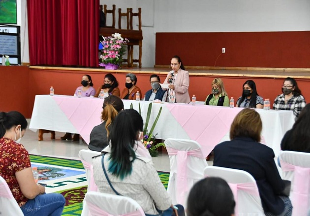 Participan mujeres de Huamantla en Foro Integral de Autocuidado