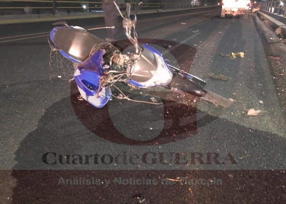 Pareja de motociclistas es atropellada por conductor ebrio, en Zacatelco