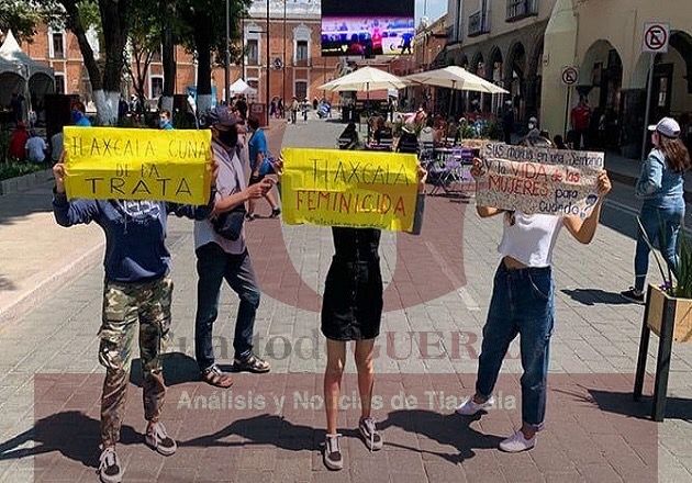 Realizaron feministas nueva manifestación en la ciudad de Tlaxcala