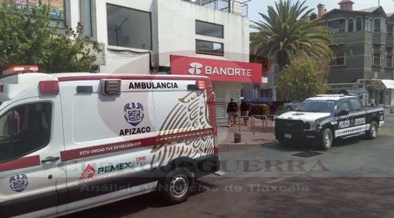 Dentro del banco, roban dinero a cuentahabiente, en Apizaco