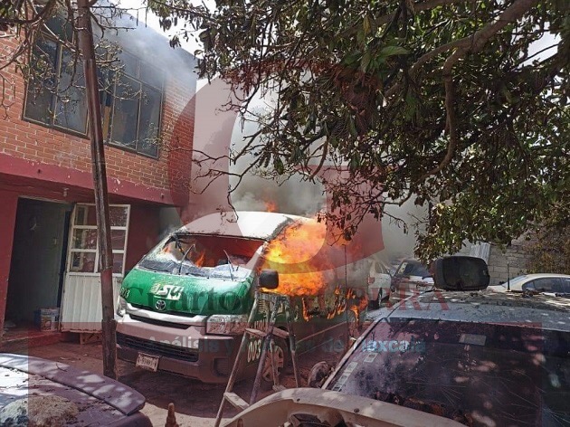Cuatro heridos por explosión de tanque de gas en una colectiva, en Tlaxcala Capital