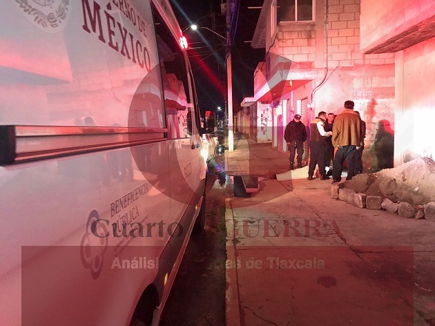 Resulta herido por posible caída, en Tepeyanco