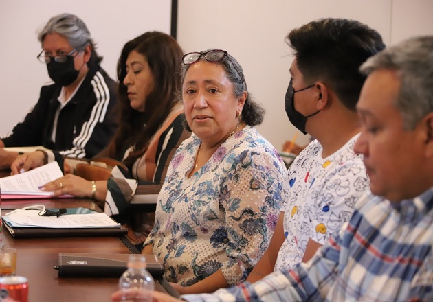 Refrenda gobernadora compromiso con docentes de educación física de la SEPE-USET