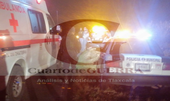 Aparatoso accidente en límites de Tlaxco y Atlangatepec deja seis personas lesionadas
