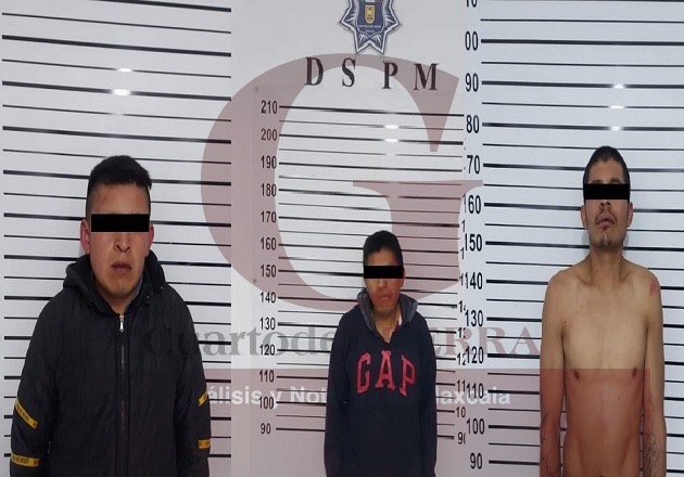 Detienen en San Pablo del Monte a presuntos narcomenudistas y aseguran taxi robado