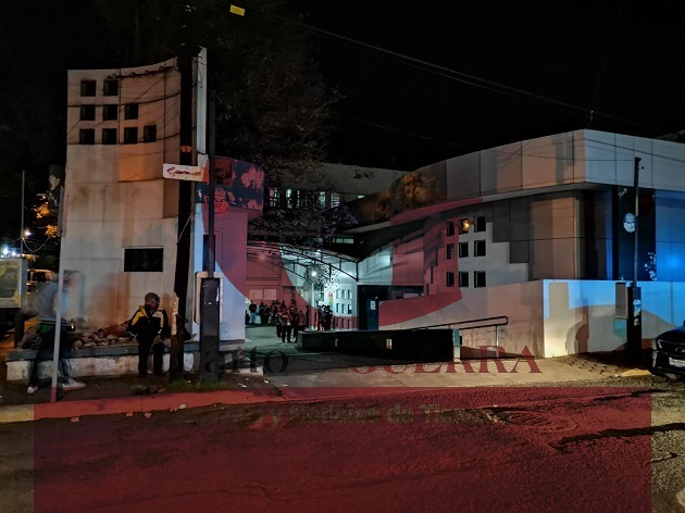 En Xicohtzinco, dan brutal golpiza a supuesto ladrón; la familia asegura que es inocente