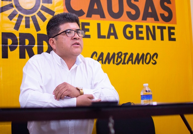 PRD se deslinda del ex alcalde de Panotla, Eymard Grande