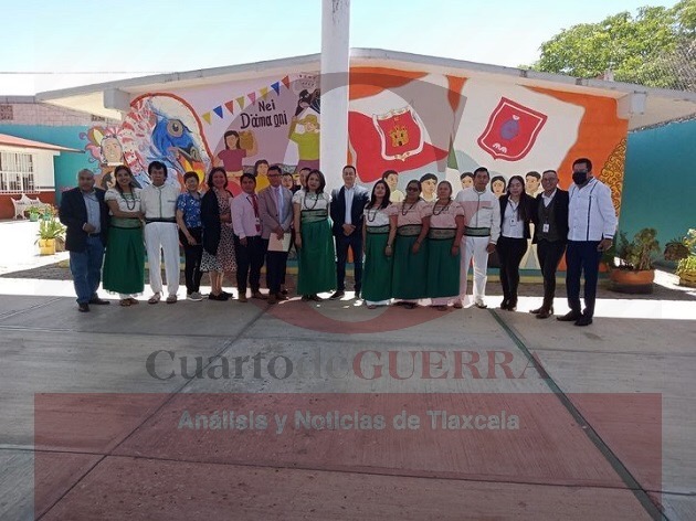 SEPE realiza Diálogo Para Una Nueva Historia en primaria bilingüe de Ixtenco